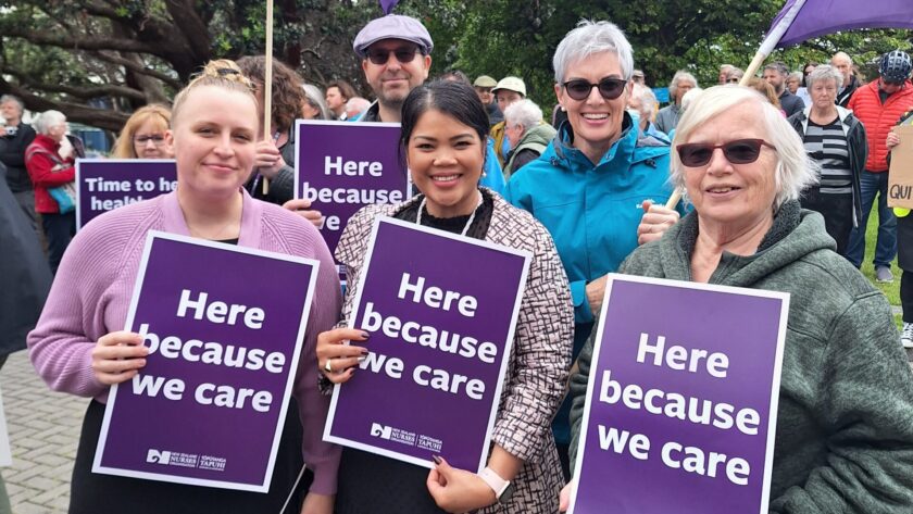 ‘Dirty back-room deal’ — nurses, health workers and Māori rally over Smokefree law repeal 'Deliberate act of public health vandalism' -- fury over Smokefree Aotearoa law repeal as Shane Reti challenged over Hippocratic oath to do no harm.
