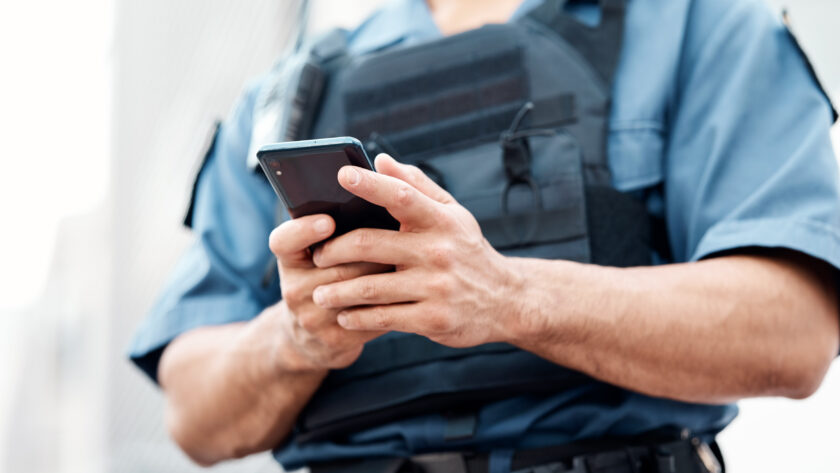 HNZ backtracks on police handover time after admitting plans ‘not safe’ Backtrack on police mental health handover times to EDs as old target 'not safe'.