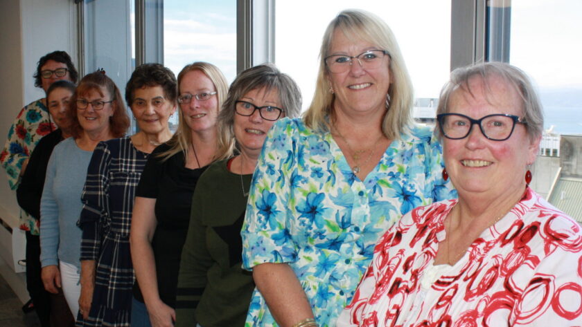 Latest EN graduate job figures reveal Minister’s ’empty’ promises, say enrolled nurses Enrolled nurses say they feel 'deflated' after just 29 -- 15 per cent -- of the latest wave of EN graduates got a job at Te Whatu Ora.