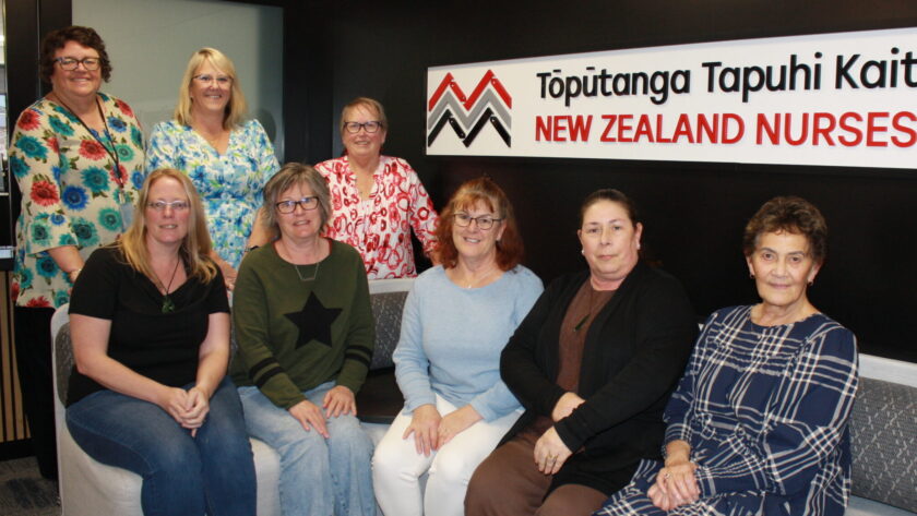 Enrolled nurses back in bonding scheme after tackling Minister Enrolled nurses (ENs) are stoked to be back in the voluntary bonding scheme -- a year after being suddenly dumped.