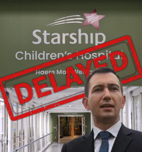 Minister of Health Simeon Brown is denying nurses' reports that some child cancer treatments have been suspended for a week amid a staffing crisis at Starship Hospital's oncology ward.